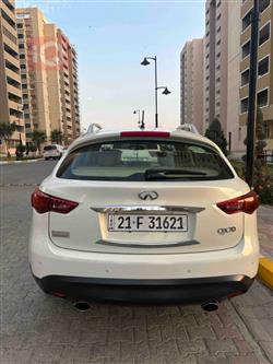 ئينفنتي QX70